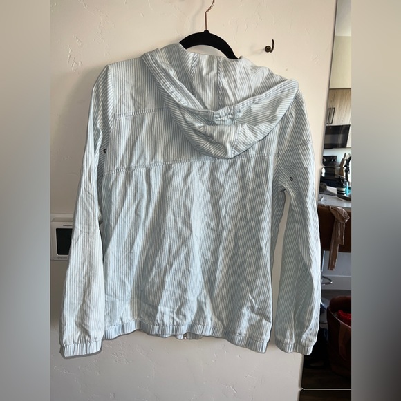 Volcom Womens Striped Denim Jacket - Picture 4 of 4